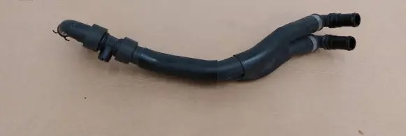 Porsche Cayenne (9Y0 9Y3) Engine coolant pipe/hose 4M0819350