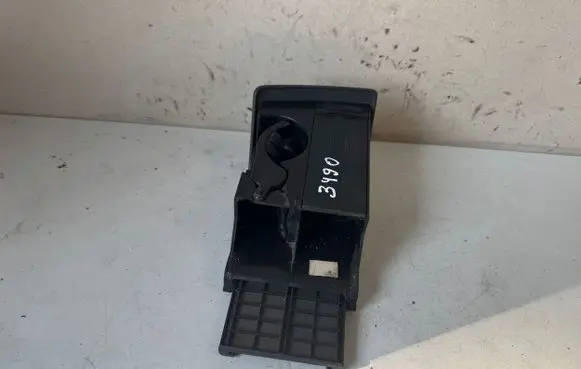 Mercedes-Benz Vito Viano W639 Cup holder A6396800258 470000B020