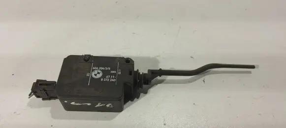 BMW 3 E46 Central locking motor 8372240 6711 40620435