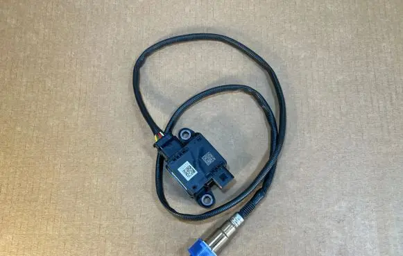 BMW 4 G22 G23 G24 G26 Lambda probe sensor 13627828769 0281009261 0281009262