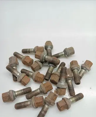 SsangYong Korando Nuts/bolts NOCODE