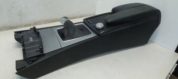 Mercedes-Benz C W204 Armrest A2046800150 2046800150