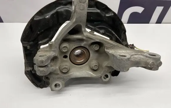 Ford Mondeo MK V Front wheel hub DG9C2C447BA DG9C3K171A