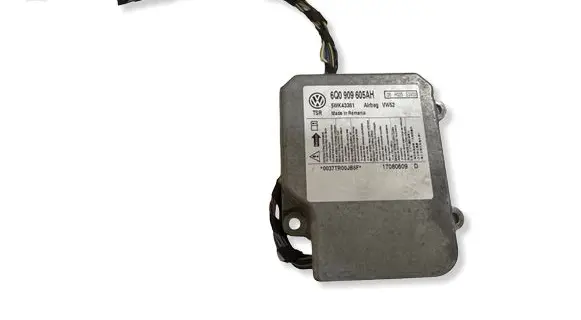 Volkswagen Caddy Airbag control unit/module 6Q0909605AH 5WK43351 06H025S2400