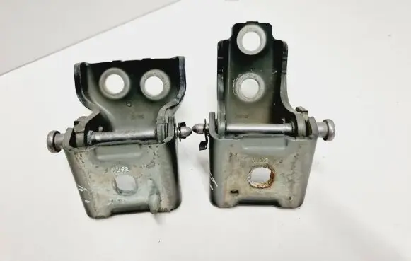 Peugeot 508 RXH Front door hinge set 