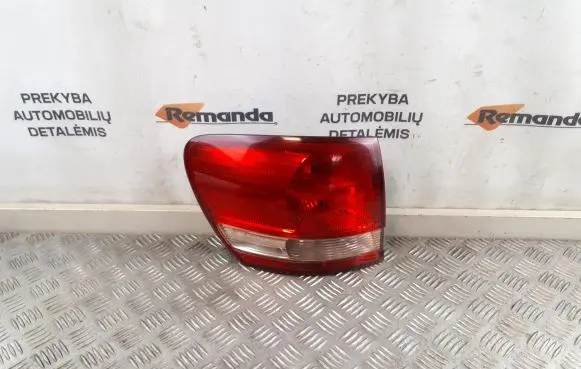 Toyota Avensis Verso Rear/tail lights W2175W