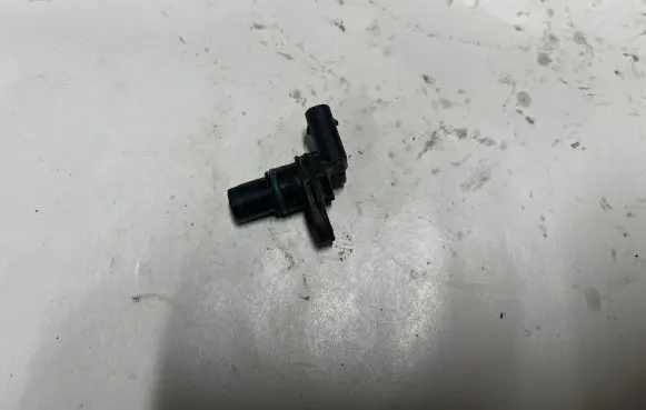 Audi A8 S8 D4 4H Camshaft position sensor 07L905163B