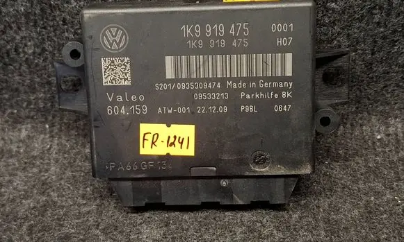 Volkswagen Golf VI Parking PDC control unit/module 1K9919475