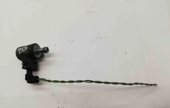 Mercedes-Benz E C207 W207 Sensor 2035450528
