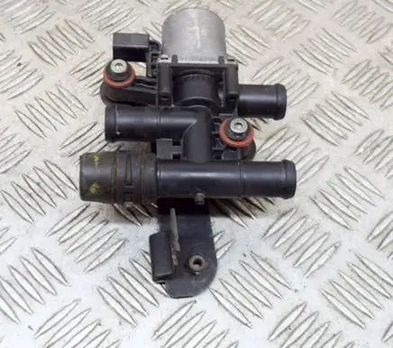 Volkswagen Phaeton Coolant heater 8E0820036 3D0820035