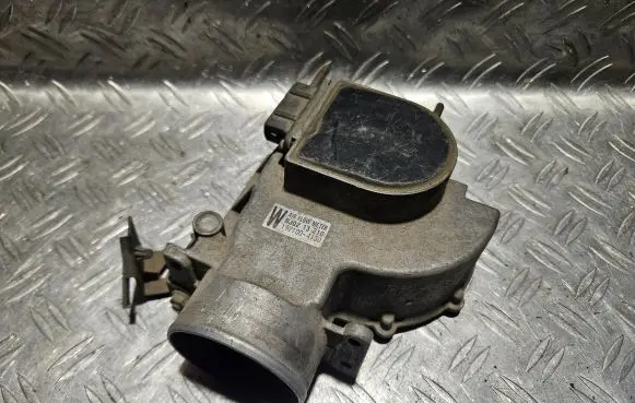 Mazda 323 Mass air flow meter BJ0213210 1971004130