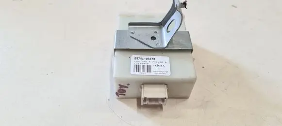Toyota Avensis T250 Door control unit/module 8974105070 73668012