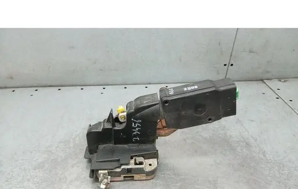 Volvo S40, V40 Front door lock