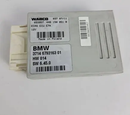 BMW X5 E70 Air suspension control unit module (rear) 6793163 37146793163