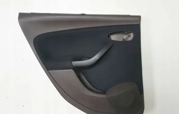 Seat Altea XL Rear door card panel trim