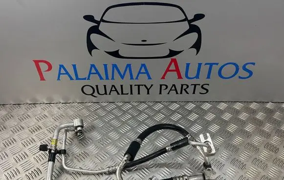 Opel Corsa D Air conditioning (A/C) pipe/hose 564681336