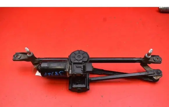 Hyundai Tucson JM Front wiper linkage and motor 