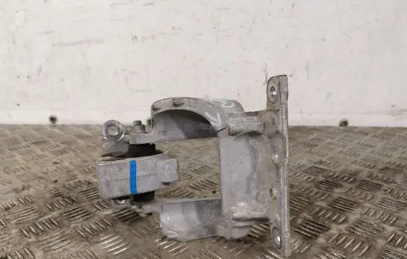 Subaru Outback (BS) Engine mount bracket 1F2319