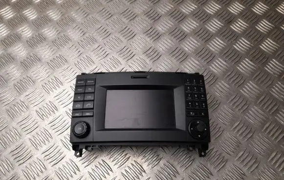 Mercedes-Benz V Class W447 Radio/CD/DVD/GPS head unit A4479009005