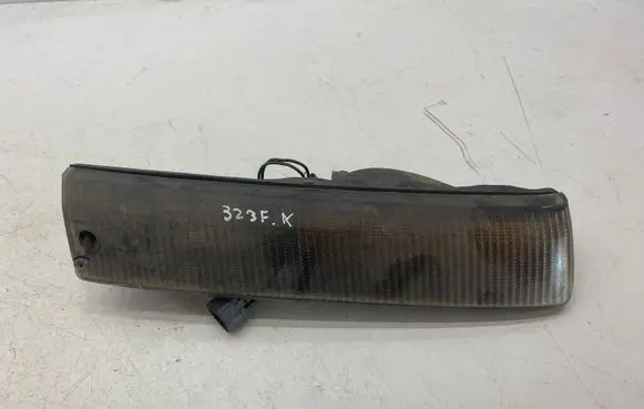 Mazda 323 Third/center stoplight