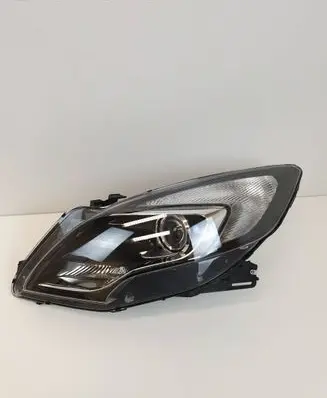 Opel Zafira C Headlight/headlamp 13399858 LE10A6239 030126320100