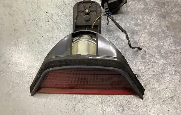 BMW 5 E39 Third/center stoplight 178655