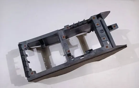 Hummer H2 Center console