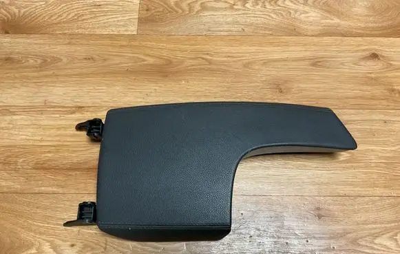 Opel Insignia A Armrest