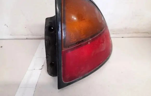 Mazda 323 Rear/tail lights 0431436r 043-1436r