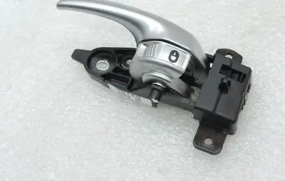 Jeep Renegade Front door interior handle 5XA14SLUAA 735647340