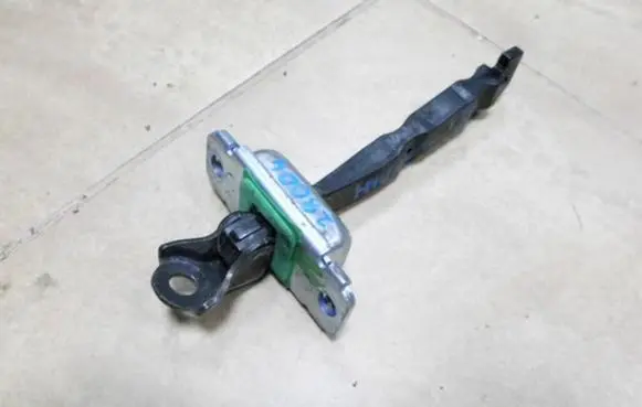 Hyundai i20 (PB PBT) Front door check strap stopper