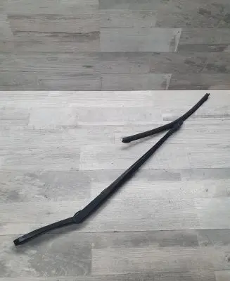BMW 5 F10 F11 Windshield/front glass wiper blade 7203156