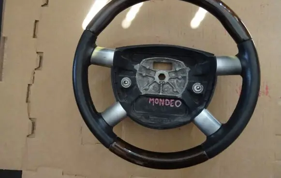 Ford Mondeo Mk III Steering wheel