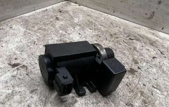 BMW X5 E53 Turbo solenoid valve 72279600