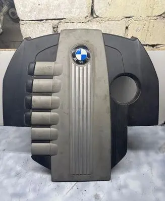 BMW X5 E70 Engine cover (trim) 7798374