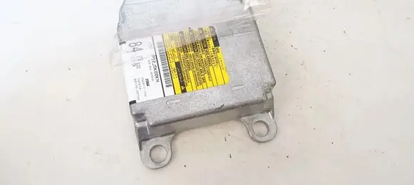 Toyota Avensis T250 Airbag control unit/module 232517102 89170-05122