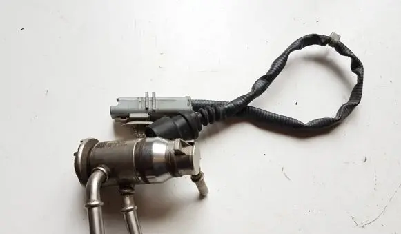 Nissan Navara D23 AdBlue injector 160725JU0A K287400786