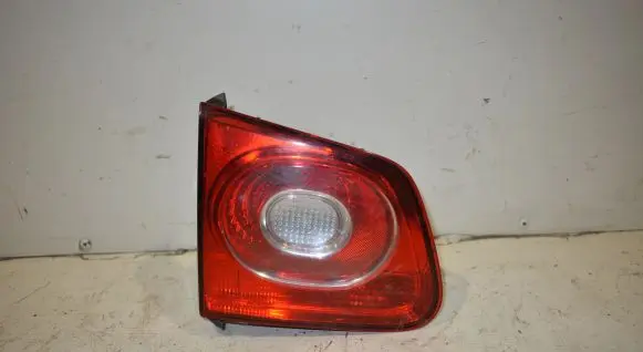 Volkswagen Tiguan Tailgate rear/tail lights 5N0945093