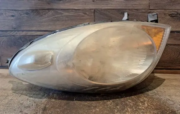 Nissan Note (E11) Headlight/headlamp 175011A02A 89902137 260109U00A