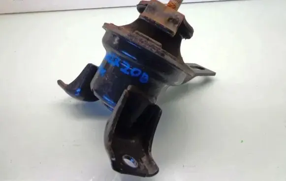 Mitsubishi Lancer Engine mount vacuum valve 
