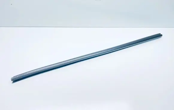 Audi A4 S4 B9 Rubber seal front door window/glass 8W0837480