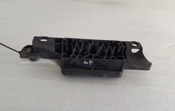 Porsche Macan (95B) Jacking socket point 95B802830A