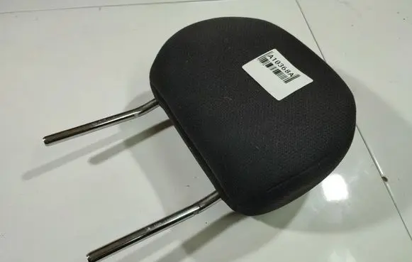 Opel Astra G Front seat headrest 