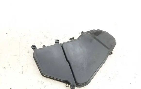 Volkswagen Touareg II Fuse box cover 7L0937576A 7L0937576B