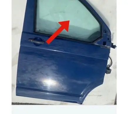 Volkswagen Transporter - Caravelle T5 Front door window glass four-door 43R001100 DOT249M24AS2