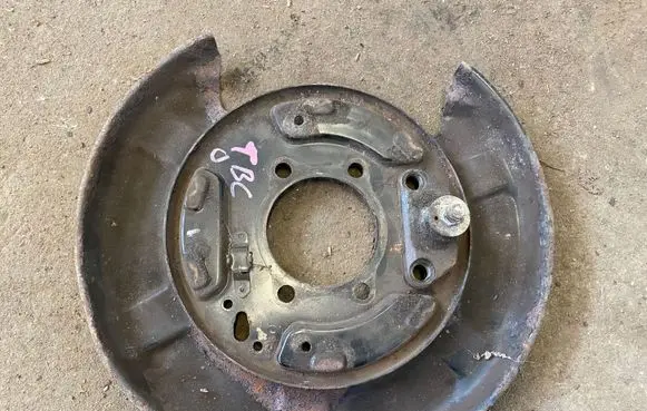 Subaru Tribeca Rear brake disc plate dust cover 