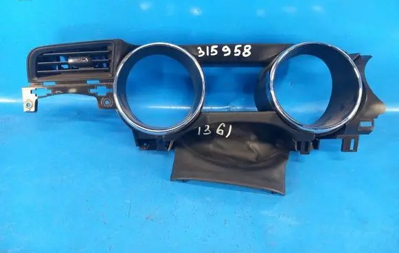 Ford Mustang VI Dashboard center trim panel HR3Z63044D70BA