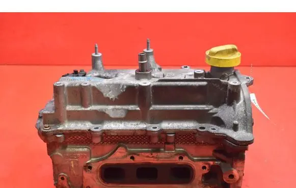 Renault Captur Engine head 1642R10