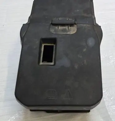Ford C-MAX II Battery box tray AM51-10723-AD