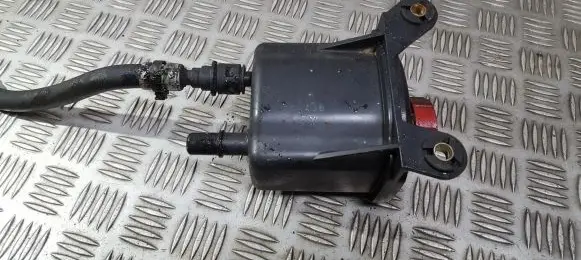 Mazda MPV Power steering fluid tank/reservoir